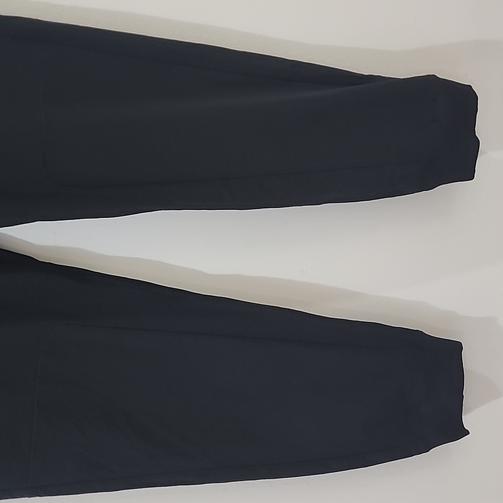 Alo Co-Op Pants - Picture 4 of 12